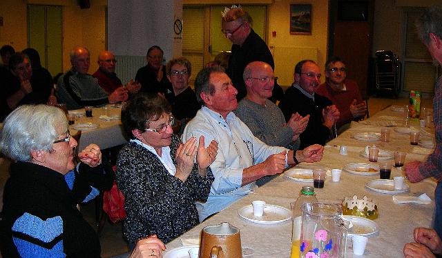 2010-01-21 28 On apprecie les chants bretons.JPG